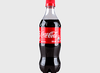 Coca-Cola 600ml bottle, carbonated soft drink Coca-Cola, Coca-Cola beverage, gaseosas Coca-Cola, refreshing soda bottle, popular fizzy drink, iconic cola brand